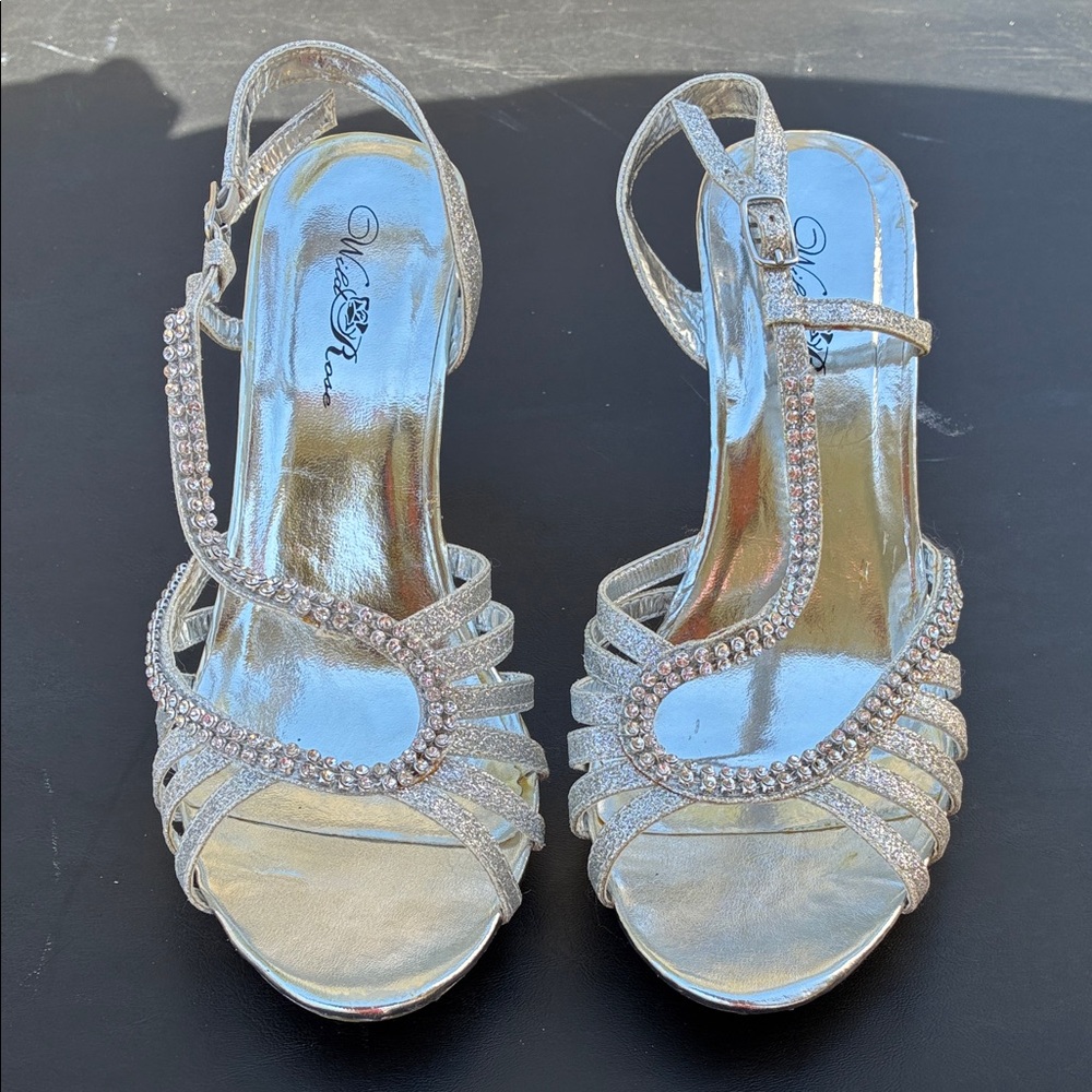 Wild Rose Silver Rhinestone Heels W Sz 9 Prom/Wedding/Formal